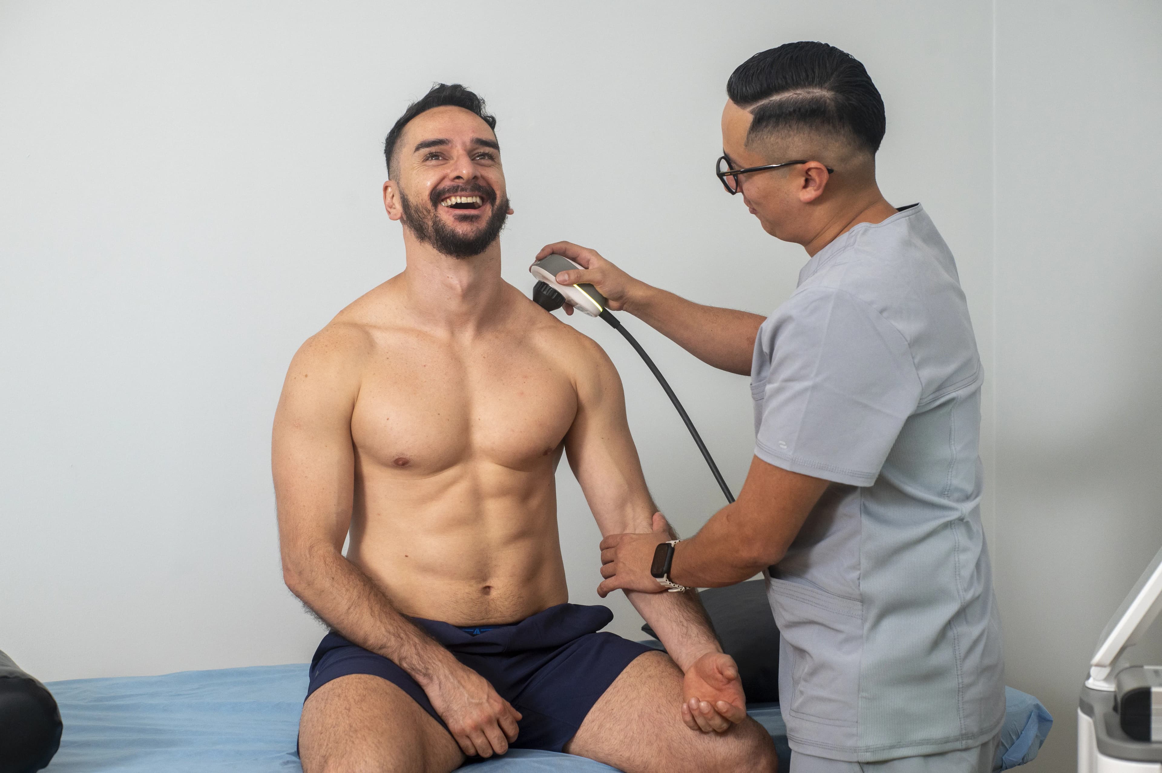 Rehabilitación deportiva para atletas - Recuperación de lesiones y retorno al deporte en Physical Care